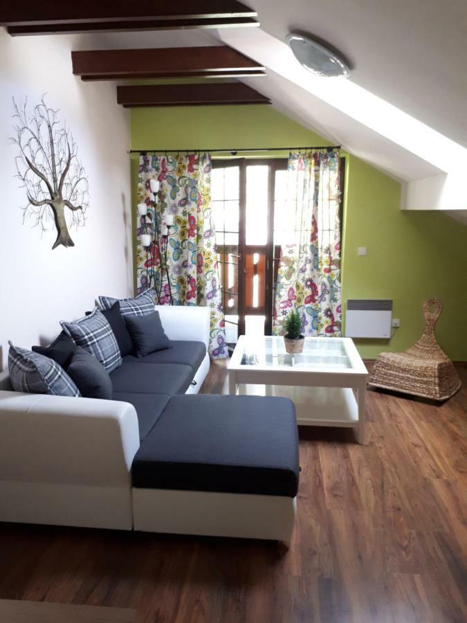 Hrabovo Barbora 19 Apartment Ружомберок Екстериор снимка